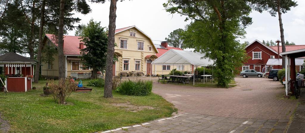 Kartano Hostel Kokemaki ภายนอก รูปภาพ